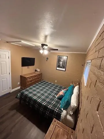 River Escape Apartment *